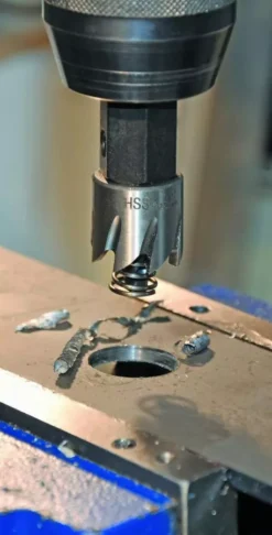 Scie Trépan TIVOLY Avec Pilote Et éjecteur - Ø 22 Mm H 11 Mm - XT505240004 -Toit Outils Pro 28f1ae8e91b92caf4fba9891ff70 1 1