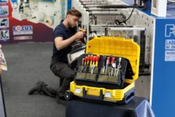 Valise De Maintenance STANLEY - A Roulettes Contenant Plus De 100 Pieces - FMST1-75530 -Toit Outils Pro BDA10059 4