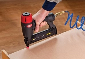 Cloueur Pneumatique SENCO S200BN à Brads 15 - 50mm - 922008N 1 Cloueur Pneumatique SENCO S200BN à Brads 15 - 50mm - 922008N