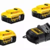 Pack De Batteries DEWALT 18V 5.0Ah Li-Ion - 3 Batteries + Chargeur - DCB115P3