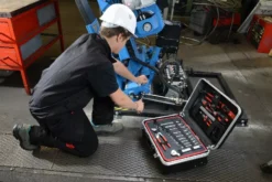 Valise Trolley + 136 Outils SAM OUTILLAGE Fermeture à Clé - CP-136N -Toit Outils Pro cp 136n 06