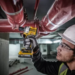 Boulonneuse à Chocs 1/2" XR 18V 1.7Ah Li-Ion Brushless Jonc Sécurité Powerstack DEWALT - DCF921E2T-QW -Toit Outils Pro dcf921e2t a1