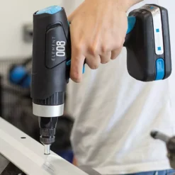 Riveteuse 1 Batterie 18V 2Ah SCELL IT Pour M3 - M6 - E-008-1XBAT -Toit Outils Pro e 008 sertisseuse sur batterie compacte element pour ecrous sertir m3 m6 1